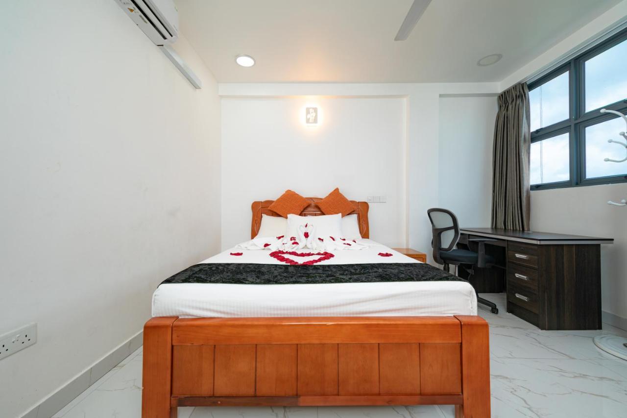 White Beach Holiday At Hulhumale' エクステリア 写真